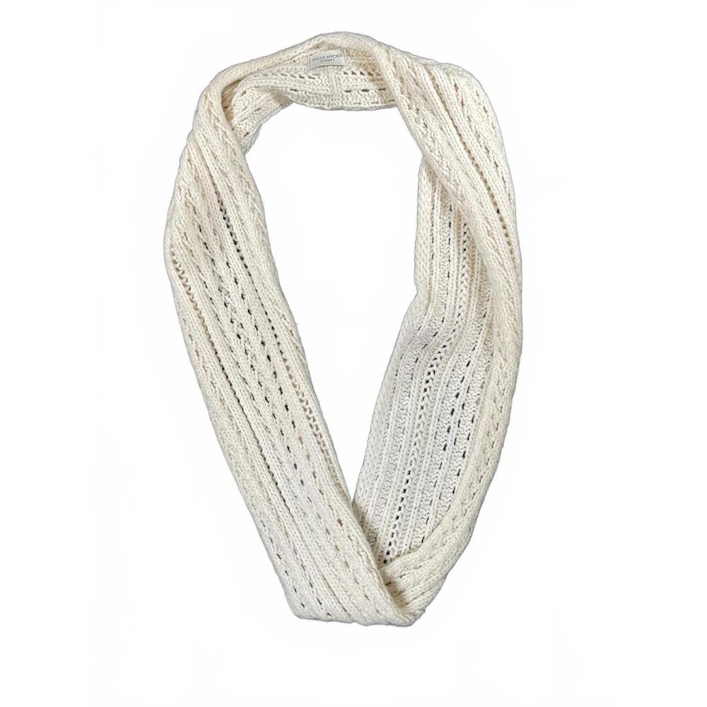 Gilly Hicks Sydney White Knit Infinity Scarf